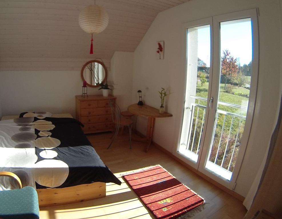 Centre Viayoga Hotel Сен-Серг Екстериор снимка